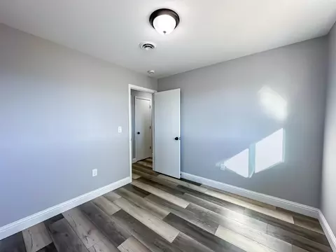 Bedroom - 4804 Powerline Rd, Olivehurst, CA 95961 photo 5 of 8