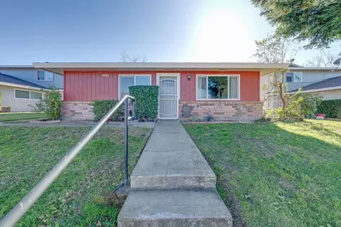 4520 N Greenholme #1, Sacramento, CA 95842