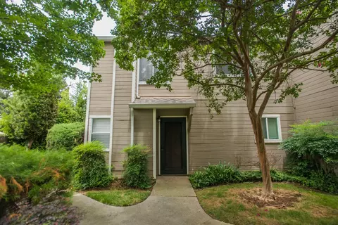 9101 Newhall Dr #31, Sacramento, CA 95826