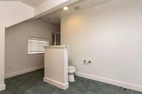 737 E Main St, Turlock, CA 95380 photo 38