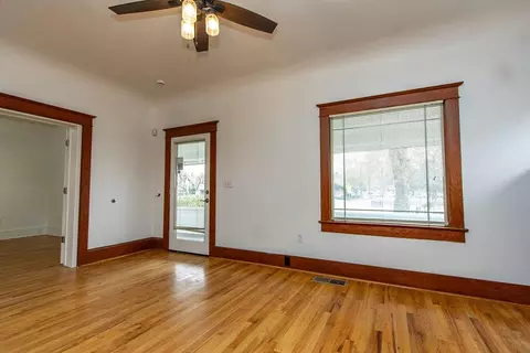 737 E Main St, Turlock, CA 95380 photo 11
