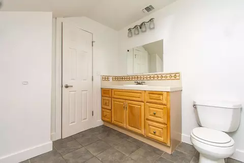 737 E Main St, Turlock, CA 95380 photo 31
