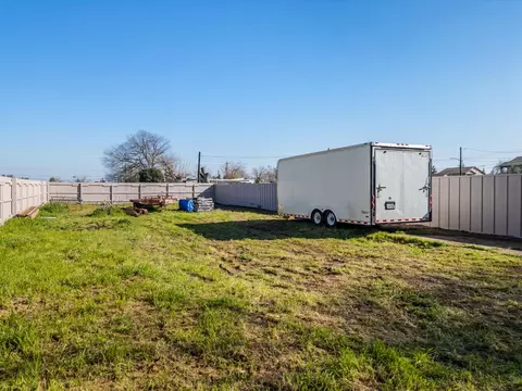 7431 Citrus Ave, Sacramento, CA 95823