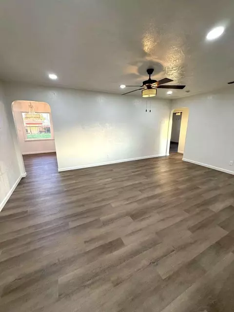 520 Colfax Ave, Modesto, CA 95354 photo 3