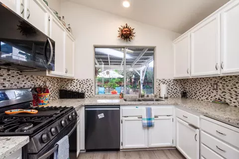Kitchen - 8322 Rambleton Way, Antelope, CA 95843 photo 2 of 6