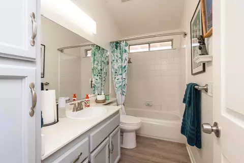 Bath - 8322 Rambleton Way, Antelope, CA 95843 photo 3 of 3