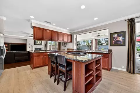 Kitchen - 2090 Roy Ranch Way, Plumas Lake, CA 95961 photo 7 of 8