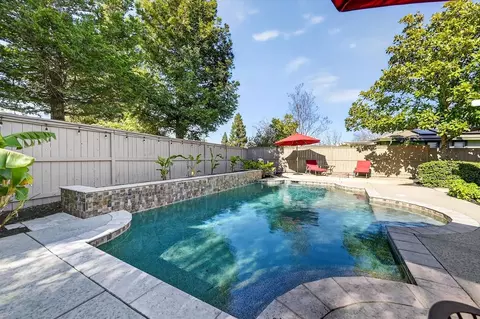 Exterior - 2090 Roy Ranch Way, Plumas Lake, CA 95961 photo 14 of 16
