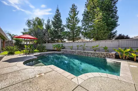Exterior - 2090 Roy Ranch Way, Plumas Lake, CA 95961 photo 15 of 16