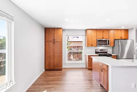 Kitchen - 1651 3rd Ave, Olivehurst, CA 95961 photo 5 of 11