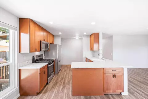 Kitchen - 1651 3rd Ave, Olivehurst, CA 95961 photo 1 of 11