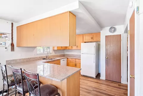 Kitchen - 1651 3rd Ave, Olivehurst, CA 95961 photo 8 of 11