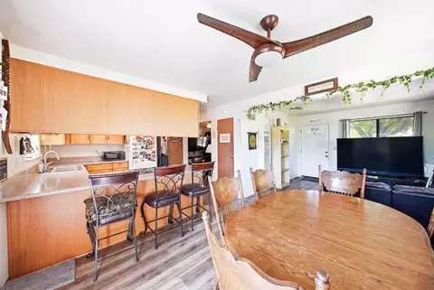 Dining - 1651 3rd Ave, Olivehurst, CA 95961 photo 2 of 3