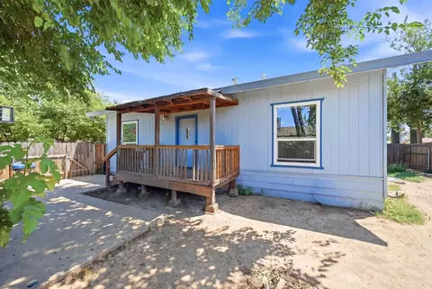 Exterior - 1651 3rd Ave, Olivehurst, CA 95961 photo 2 of 6