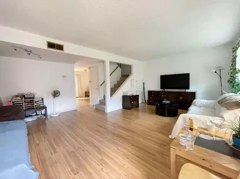 Living - 4016 Knoll Top Ct, Carmichael, CA 95608 photo 3 of 4