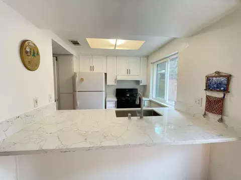 Kitchen - 4016 Knoll Top Ct, Carmichael, CA 95608 photo 1 of 4