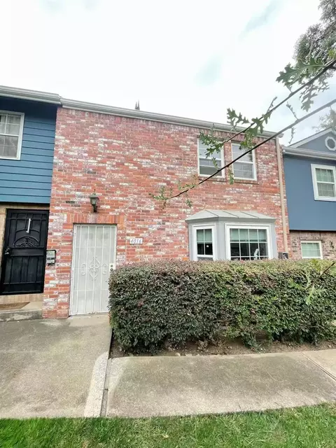 Exterior - 4016 Knoll Top Ct, Carmichael, CA 95608 photo 9 of 14
