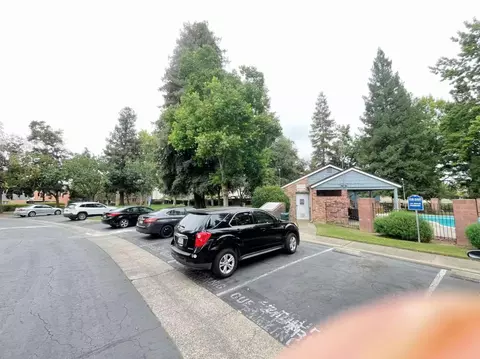 Exterior - 4016 Knoll Top Ct, Carmichael, CA 95608 photo 6 of 14