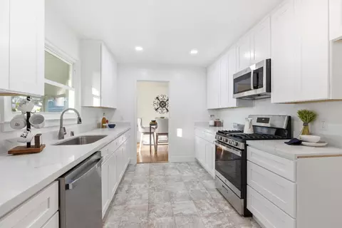 Kitchen - 217 Gregory Ln, Modesto, CA 95354 photo 2 of 2