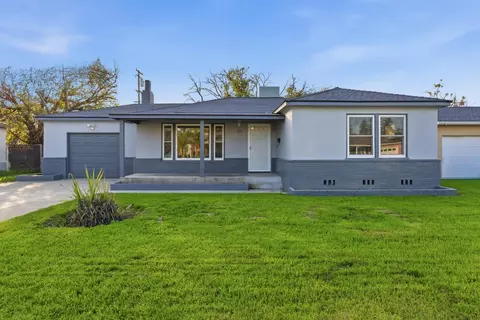 217 Gregory Ln, Modesto, CA 95354 photo 1