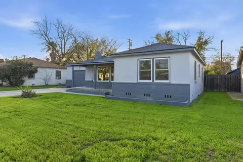 Exterior - 217 Gregory Ln, Modesto, CA 95354 photo 3 of 5