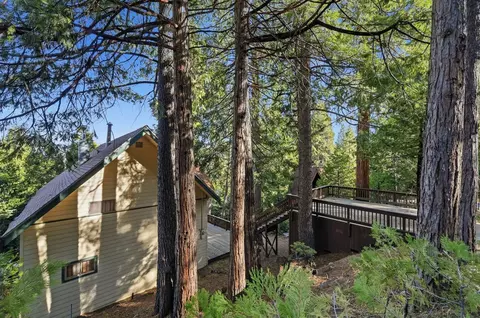 Exterior - 29667 Lassen Dr, Long Barn, CA 95335 photo 2 of 9