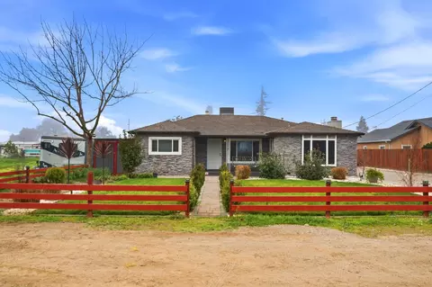 3917 Santa Fe St, Riverbank, CA 95367