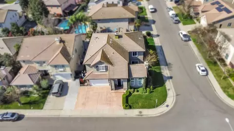 View/Area - 3329 Vancouver Dr, Modesto, CA 95355 photo 4 of 5