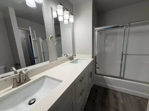 Bath - 2020 Briscoe Ter, Fremont, CA 94539 photo 2 of 3