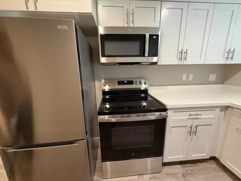 Kitchen - 2020 Briscoe Ter, Fremont, CA 94539 photo 2 of 3
