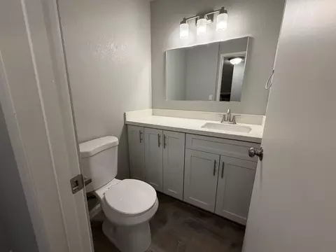Bath - 2020 Briscoe Ter, Fremont, CA 94539 photo 2 of 2