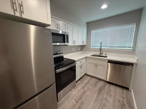 Kitchen - 2020 Briscoe Ter, Fremont, CA 94539 photo 1 of 3
