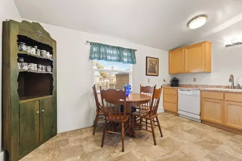 Dining - 490 Hazel St, Gridley, CA 95948 photo 1 of 2