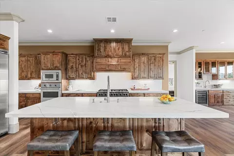 Kitchen - 467 Knolls Dr #161, Copperopolis, CA 95228 photo 3 of 8
