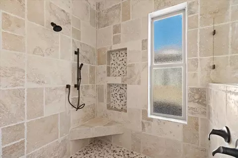 Bath - 467 Knolls Dr #161, Copperopolis, CA 95228 photo 5 of 8