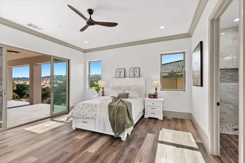 Bedroom - 467 Knolls Dr #161, Copperopolis, CA 95228 photo 1 of 10