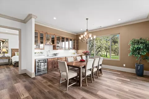 Dining - 467 Knolls Dr #161, Copperopolis, CA 95228 photo 5 of 6