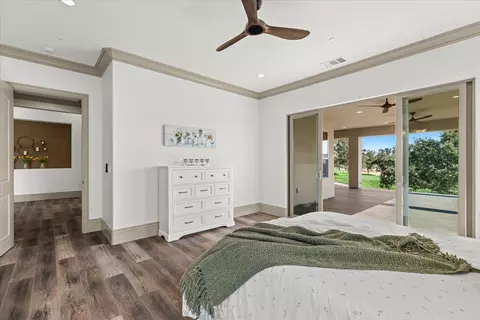 Bedroom - 467 Knolls Dr #161, Copperopolis, CA 95228 photo 2 of 10