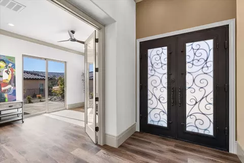 Entry Way - 467 Knolls Dr #161, Copperopolis, CA 95228 photo 3 of 7