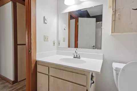 Bath - 39 Graeagle Meadows Rd, Graeagle, CA 96103 photo 1 of 6