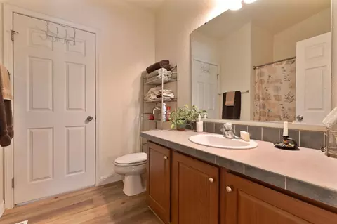 Bath - 3770 Sheep Ranch Rd, Murphys, CA 95247 photo 1 of 5