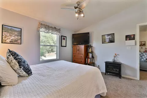 Bedroom - 3770 Sheep Ranch Rd, Murphys, CA 95247 photo 5 of 7