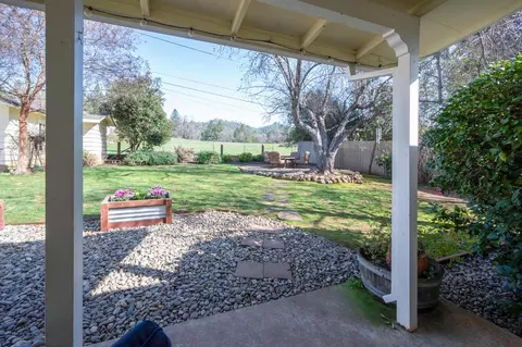 Exterior - 524 Williams St, Murphys, CA 95247 photo 7 of 24
