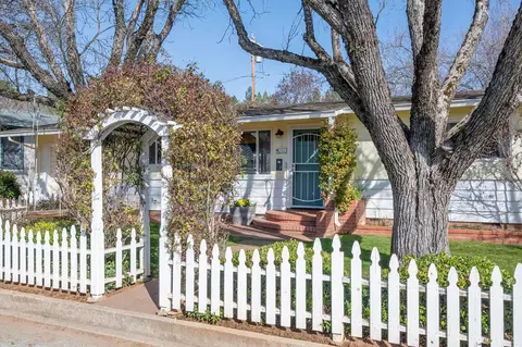 524 Williams St, Murphys, CA 95247 photo 1