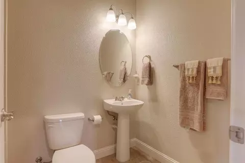 9991 Spring St, Galt, CA 95632 photo 17