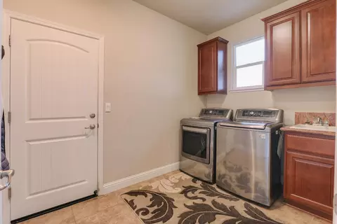 9991 Spring St, Galt, CA 95632 photo 16
