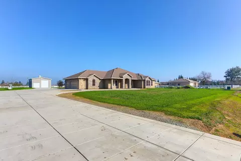 9991 Spring St, Galt, CA 95632 photo 6