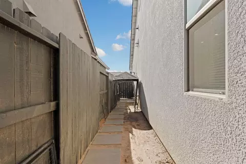 2446 Paramount Ln, Manteca, CA 95337 photo 38
