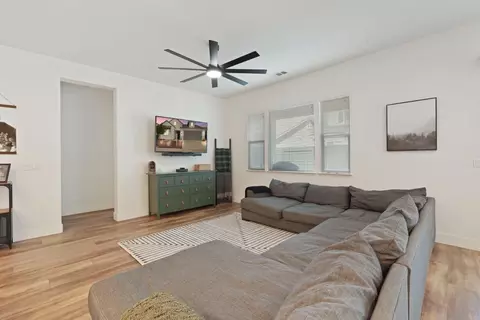 2446 Paramount Ln, Manteca, CA 95337 photo 6