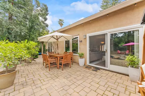 Exterior - 2230 Hillcrest Way, Carmichael, CA 95608 photo 5 of 22